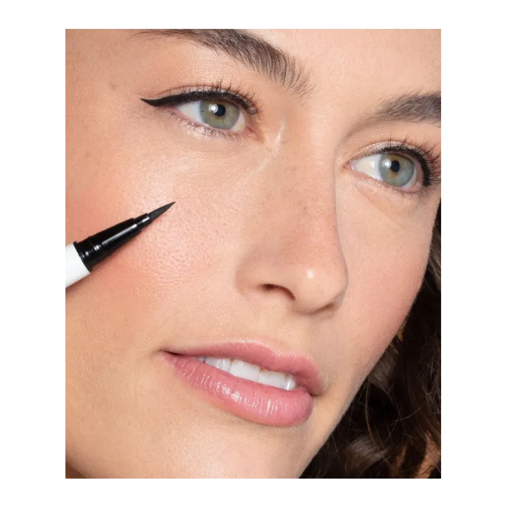 Clean Line Liquid Liner, Ilia